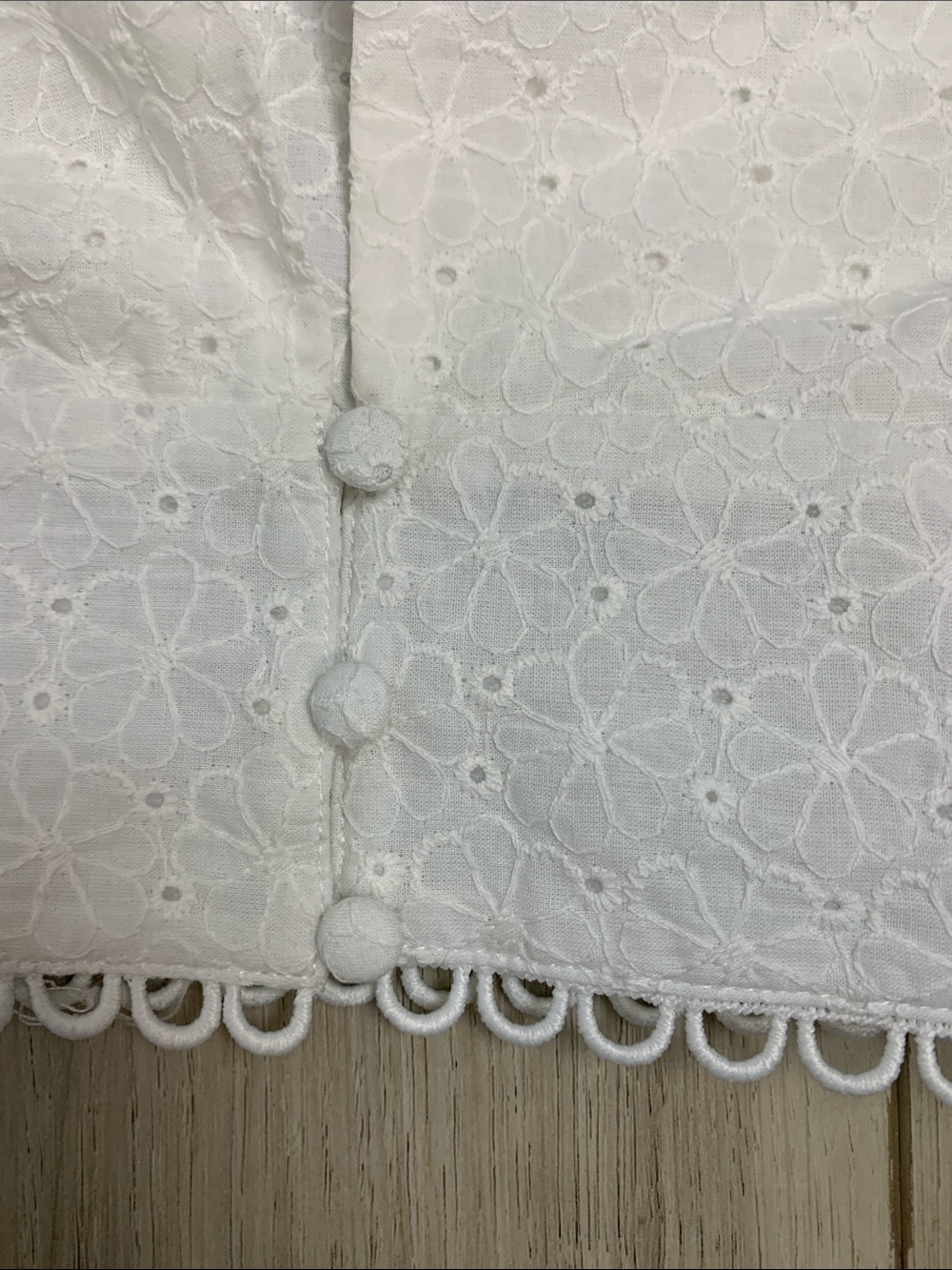 Altar’d State White Cotton Feminine V neck Short Sleeve Split Back CropTop Sz S - Picture 7 of 8
